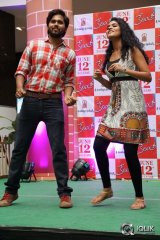 Kerintha Movie Team at Manjeera Mall Kukatpally